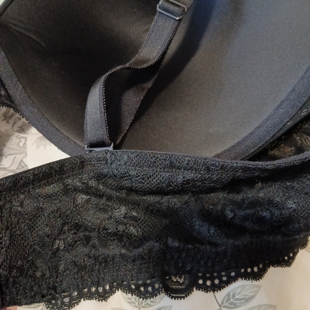 Torrid Black Plunge Lace Women's Bra - Picture 4 of 6